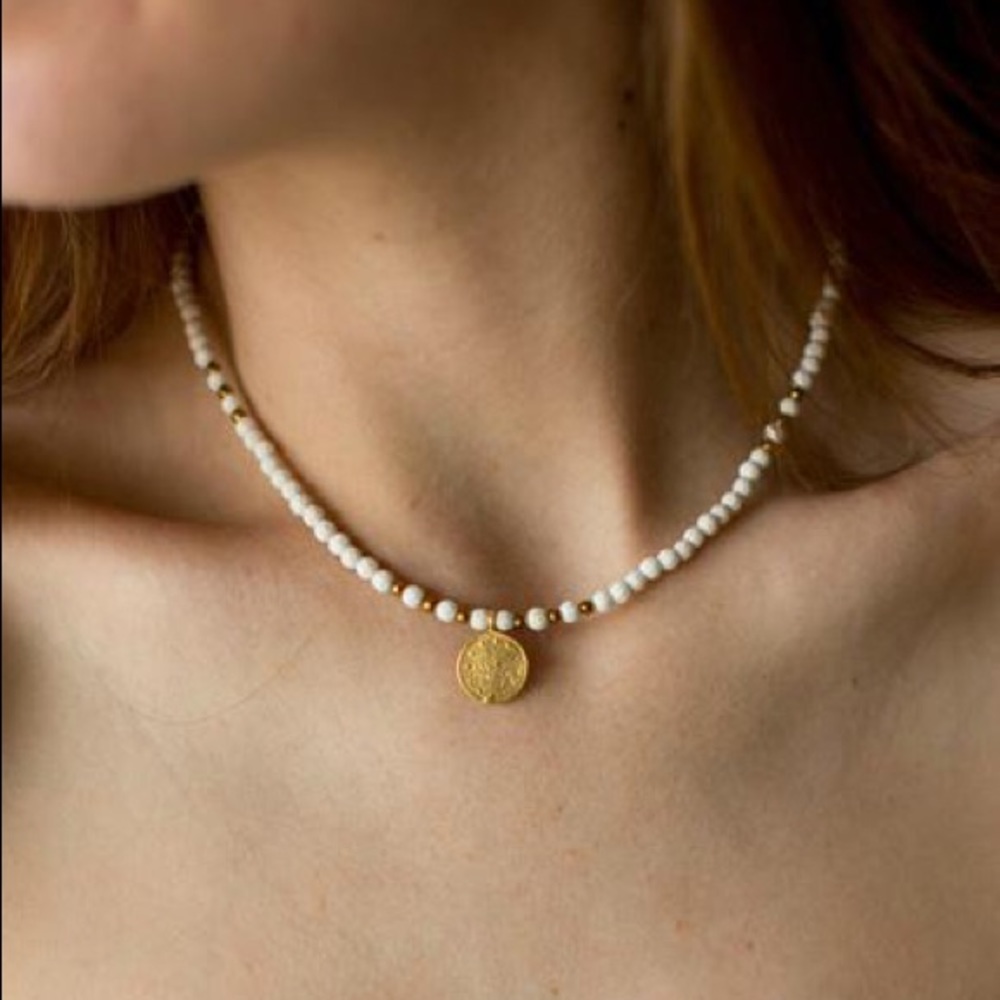 Betsy Pittard choker